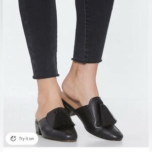 Anthropologie Bettye Muller Brea Leather Large Tassel Loafer Mule Black